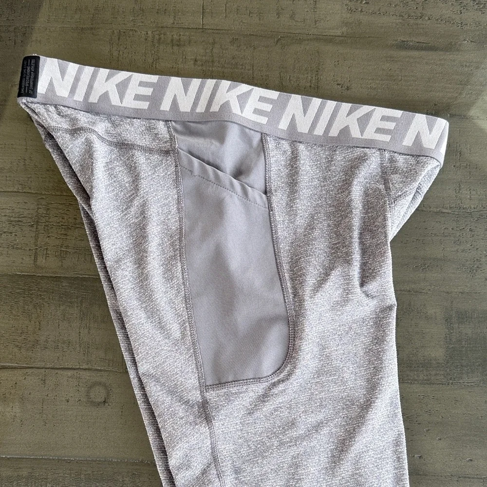 Nike comfortable leggings